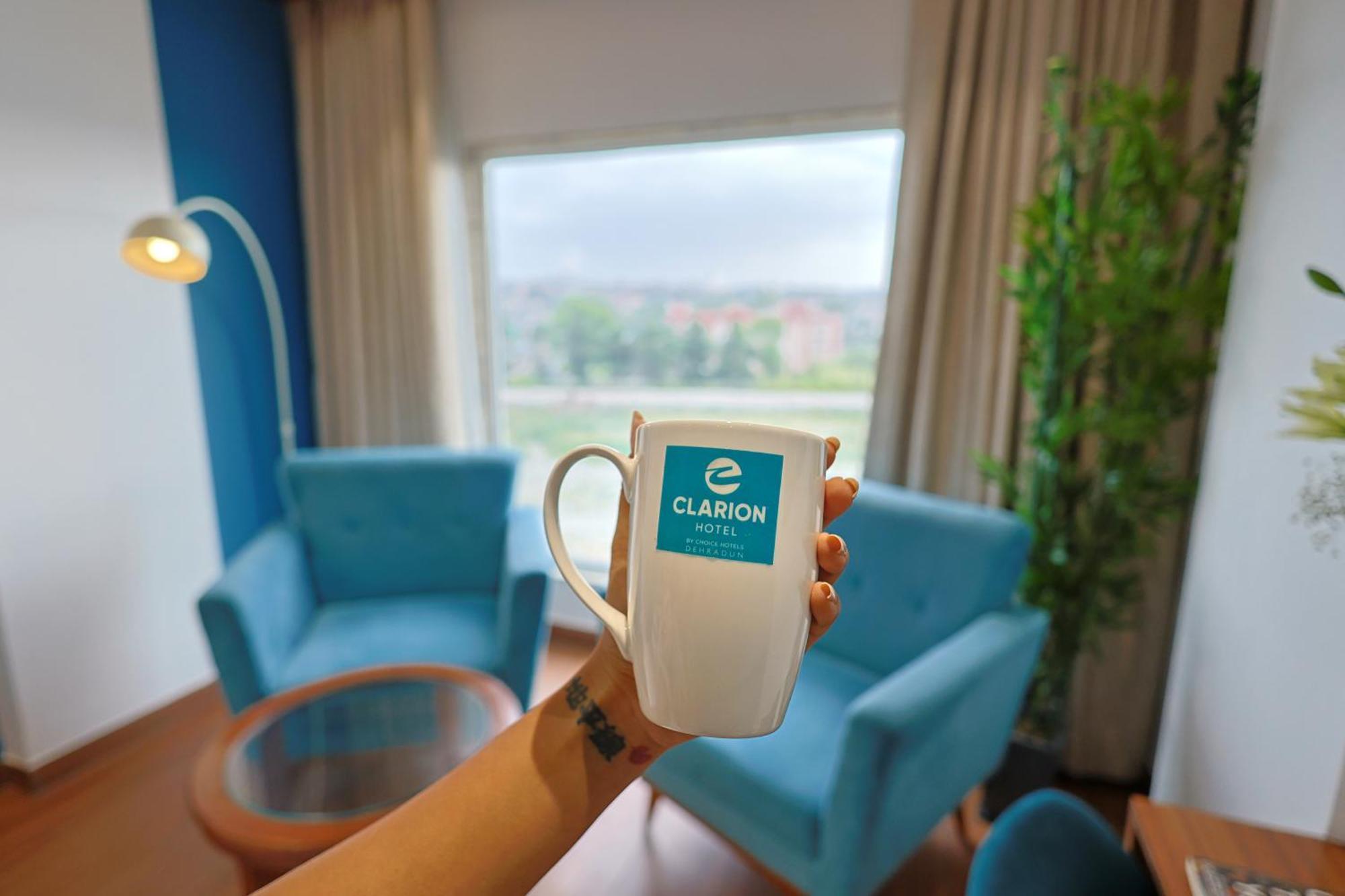 Clarion Hotel Дехрадун Екстериор снимка